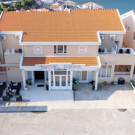 Hotel Ami - M Neum Bagian luar foto
